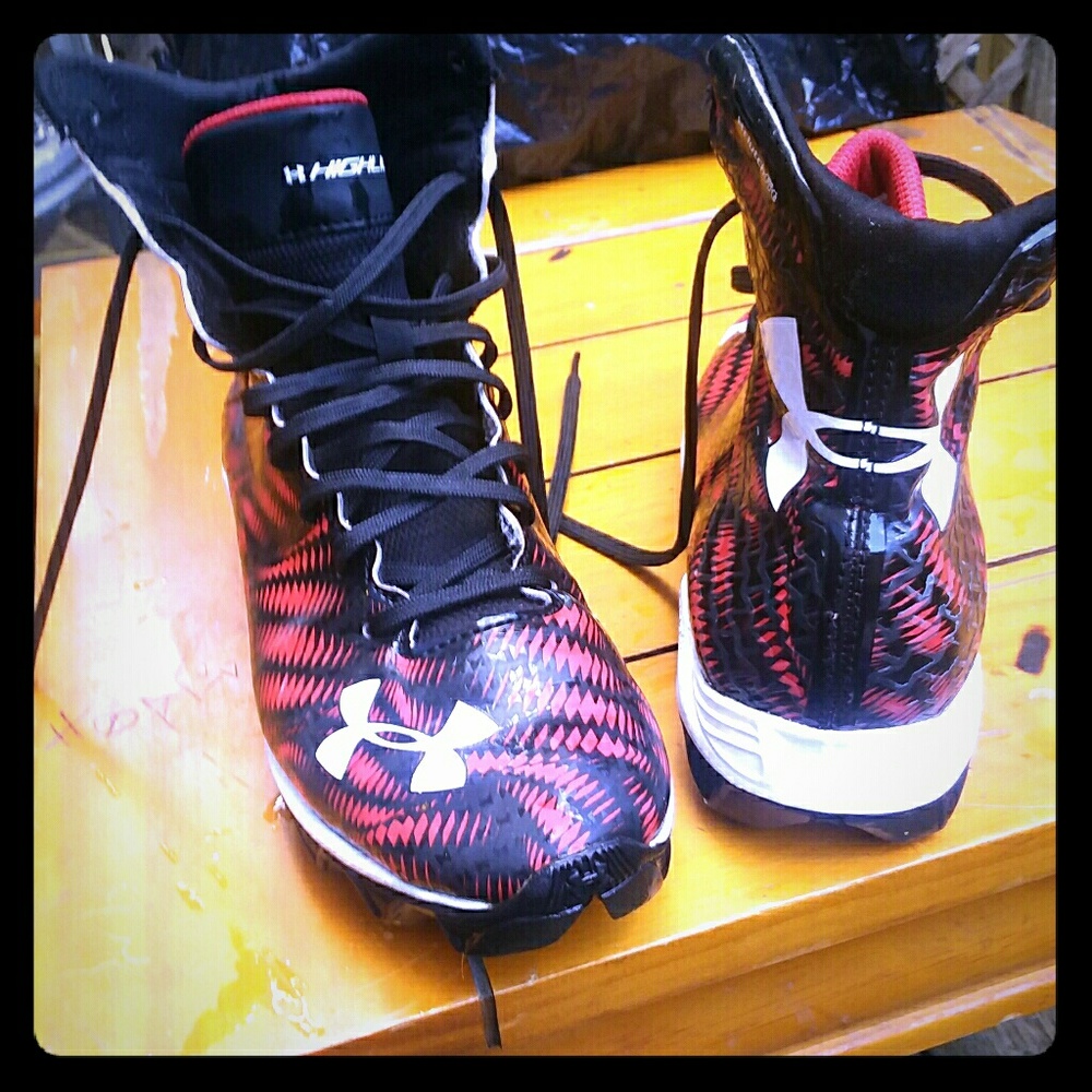 Football cleats